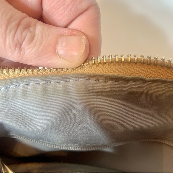 EUC. Vintage Coach berry pink & khaki in signature Coach pattern. - Picture 15 of 16